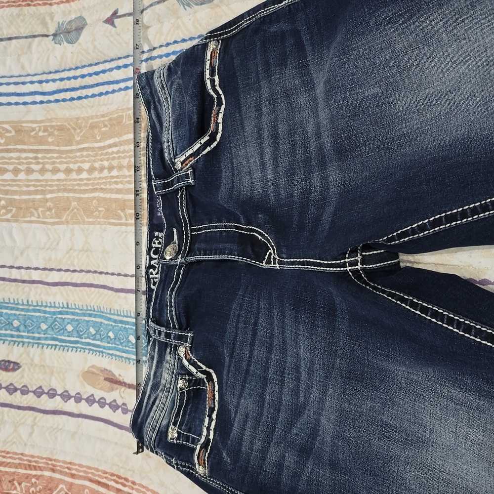 Grace in La jeans